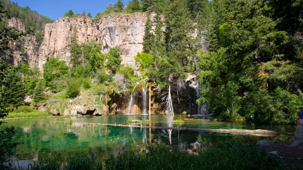 Glenwood Canyon's Hanging Lake Trail