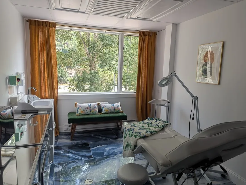 Effulgent Medical Aesthetics and Wellness